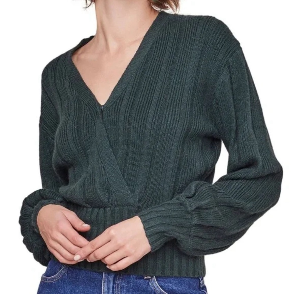 ASTR the Label Dark Forest Green Wrap Sweater Size Medium